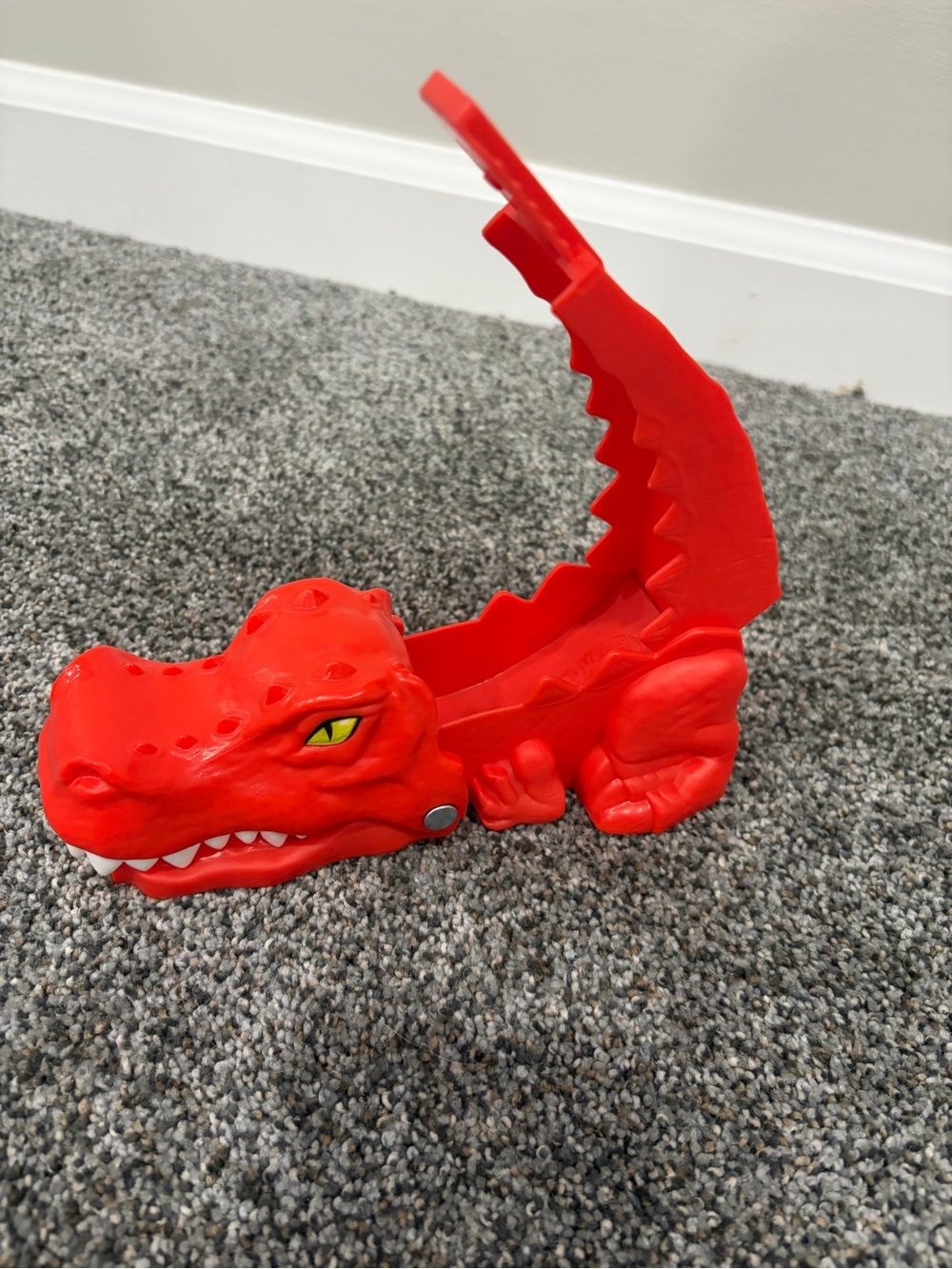 Hot Wheels Dino Launcher